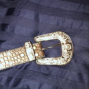 Belt buckle